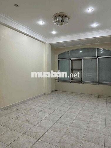 nhà 4 x23- gồm 09Phòng lớn 5wc làm Căn hộ  và KTX