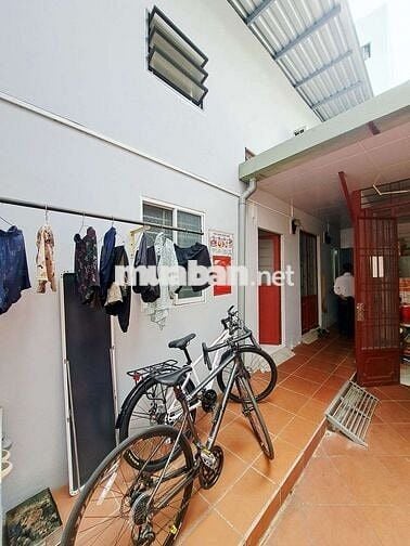 CẬN TẾT GIẢM 700TR KHU Y TẾ KỸ THUẬT CAO NHÀ TRỌ C4 80M2 CHỈ HƠN 6 Tỷ