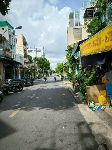 ☎Ngộp bank bán nhà mặt tiền Lò Gốm , 3 tấm , quận 6