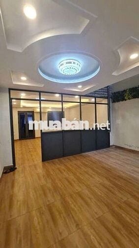 CẦN CHO THUÊ GẤP - 21A Thăng Long, P.4, Q.TB - 5x18m - 4 Lầu - 5PN