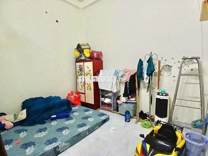 NHÀ 3 TẦNG Ở NGAY , 61M2 ( 4.2x14.3), XE HƠI TỚI CỬA, CHỈ 4.1 TỶ TL