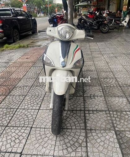 Piaggio Liberty 125 3Vie Trắng