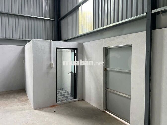 Kho xưởng 500m² nhánh đường Lê Hồng Phong