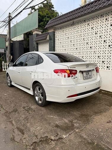 Hyundai Avante 2011 1.6 AT - 65000 km