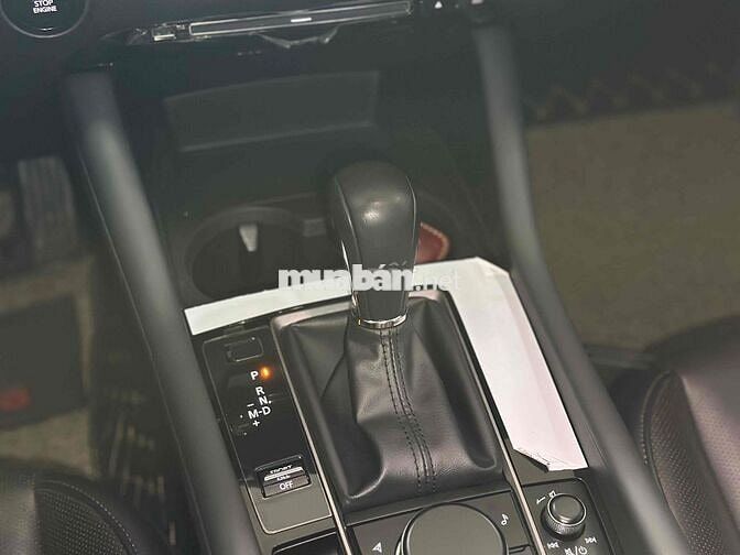 🔴 Mazda 3 2020 Sport 1.5L Premium - 4000 km