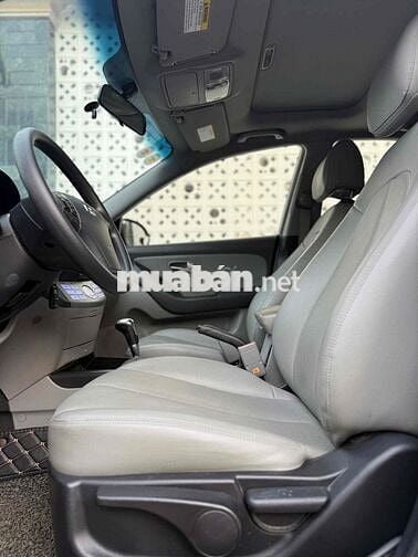 Hyundai Avante 2011 1.6 AT - 65000 km