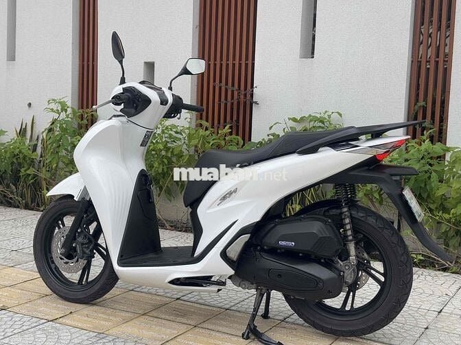 SH 125 dk 2021 xe mới keng . có giao lưu xe khác