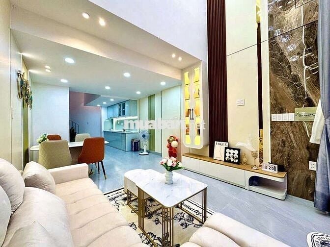 GẤP Nhà sát Phạm Văn Đồng 2 Xe hơi tránh 4 x 15 - 5 tầng