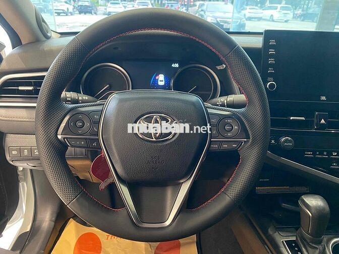 Toyota Camry 2022 2.5 Q - 59000 km