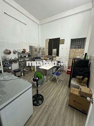 Cho thuê nhà nguyên căn kinh doanh, văn phòng. P.14, Q. Tân Bình