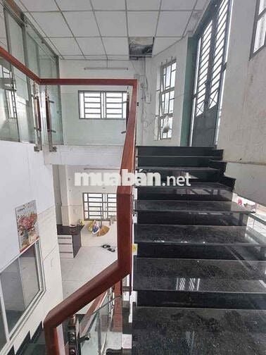 NHÀ 2TẦNG BTCT GÓC 2MT LỘ GIỚI ÍT, TTH29 - QUẬN 12 GIÁ CHỦ NGỘP