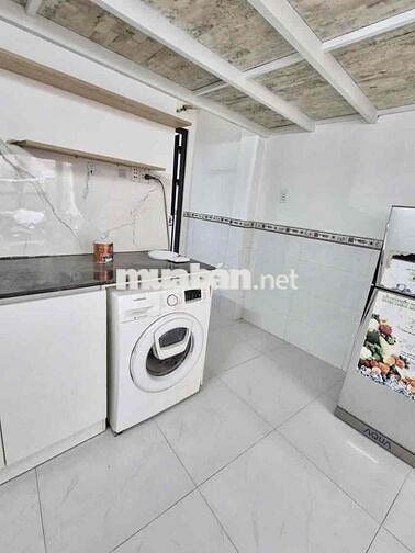 1 GÁC + 1 PHÒNG NGỦ RIÊNG, NHÀ TRỆT,  2 MÁY LẠNH, TẠ QUANG BỬU Q8