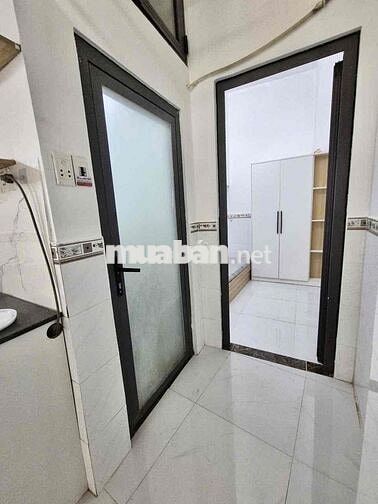 1 GÁC + 1 PHÒNG NGỦ RIÊNG, NHÀ TRỆT,  2 MÁY LẠNH, TẠ QUANG BỬU Q8