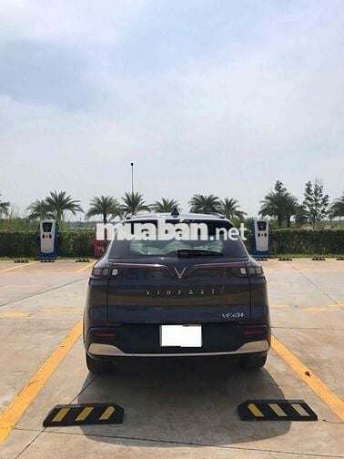 Đi xkld nên bán gấp xe Vinfast vf34- 2022 zin 100%