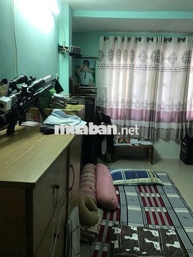 Nhà 2 tầng, hẻm xe hơi, 2 PN 2 toilet, ngay chân cầu Nguyễn Văn Cừ,