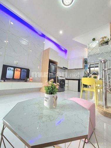 IU PHẨM NHÀ ĐẸP LÊN SÓNG - HẺM XE HƠI 7M XỊN - NGAY HOÀ BÌNH - TÔ HIỆU