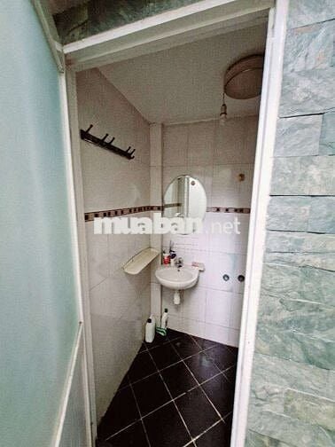 Bán gấp nhà phố mặt tiền đường Cao lỗ, quận 8, 4 tầng, 4pn, nhỉnh 14tỷ