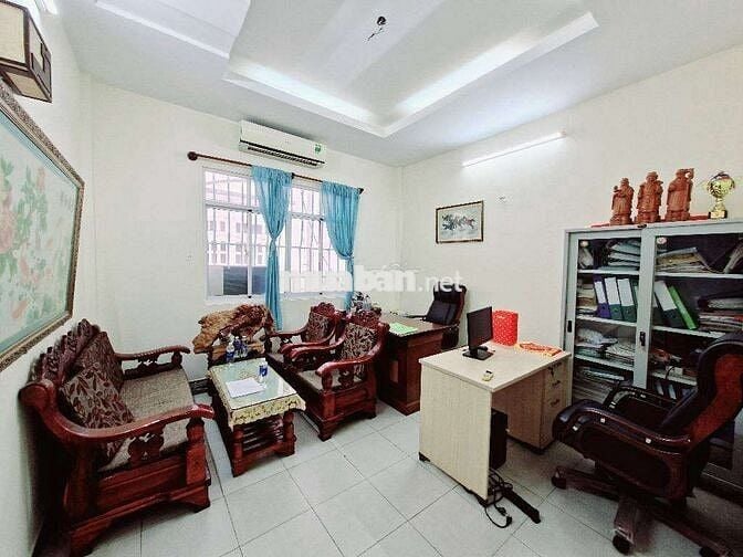 Bán gấp nhà phố mặt tiền đường Cao lỗ, quận 8, 4 tầng, 4pn, nhỉnh 14tỷ