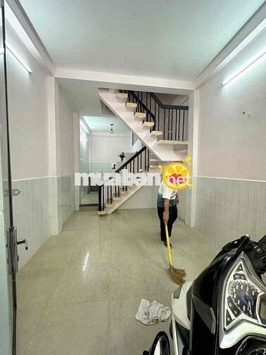 bán nhà h5m thông bàu cát p14 tân bình. DT: 3m4 x 9m 1 lầu BTCT