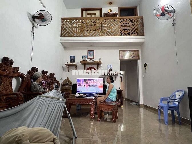 NHÀ VỊ TRÍ ĐẸP- TRƯƠNG THỊ HOA 80M² SHR- 2TẦNG, HẺM XE HƠI .GIÁ 5,6 TỶ