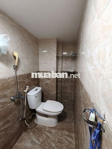 Cho thuê nhà riêng tại Xóm Chiếu, 8 triệu, 40 m2