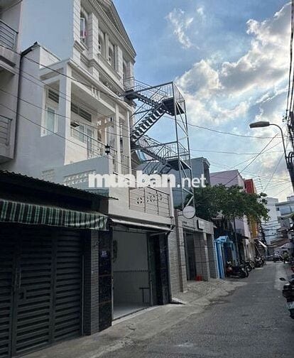 Mặt TIền Đường Giao Lê Quang Định Và Phan VĂn Trị 270m2 3 Lầu Ngay Chợ