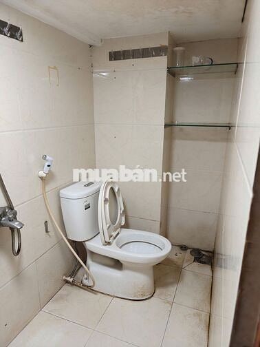 Cho thuê nhà riêng tại Xóm Chiếu, 8 triệu, 40 m2