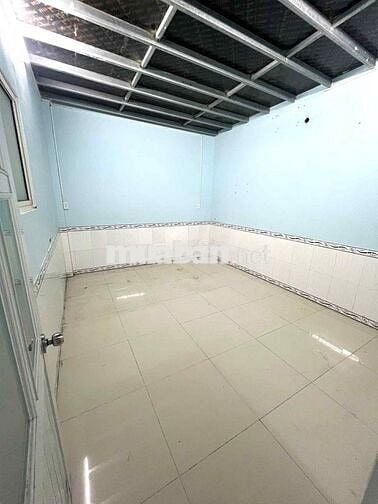 Nhà cấp 4 hẻm xe hơi, 74m2, 2 phòng ngủ, Thạnh Lộc 29
