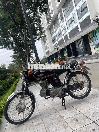 E bán 16,5 triệu cho ae thích thú.  Ss50 lên dáng