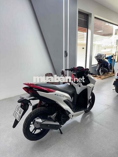 Click 150 date 2022 Trắng đỏ rin chuẩn cực đep