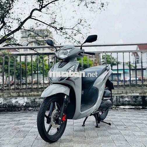 xe vison còn mới 98%