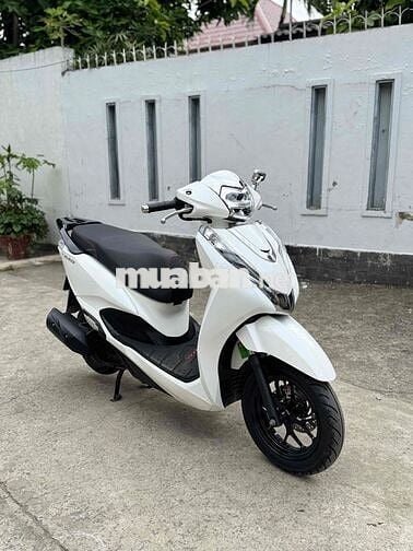 Honda Lead 4Val Sporty 2024 Trắng