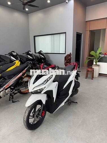 Click 150 date 2022 Trắng đỏ rin chuẩn cực đep