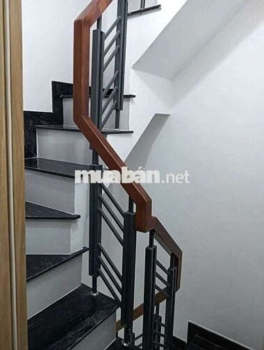 Hẻm xe hơi đầy đủ nội thất phòng trọ quận 1