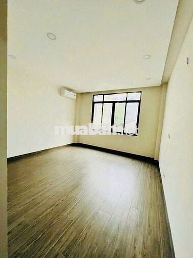 CHO THUÊ NHÀ MỚI ĐẸP HẺM OTO ĐƯỜNG SƯ VẠN HẠNH, QUẬN 10