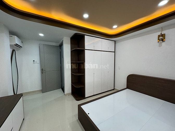 3 lầu,full nội thất cao cấp,xe tải đổ cách nhà 20m khu VIP Quang Trung