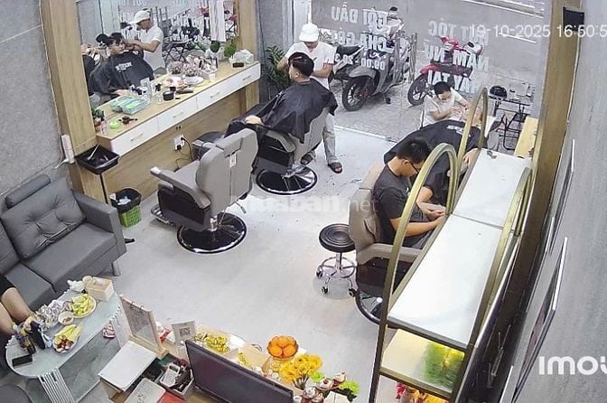 Cần Sang Tiệm Tóc ĐANG HOẠT ĐỘNG – Ngay Khu Sầm Uất Tân Phú