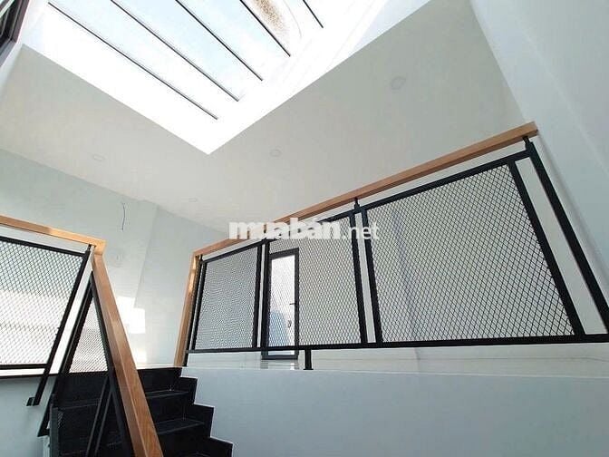 BÁN NHÀ HẺM ĐƯỜNG NGUYỄN TRI PHƯƠNG F4 QUẬN 10