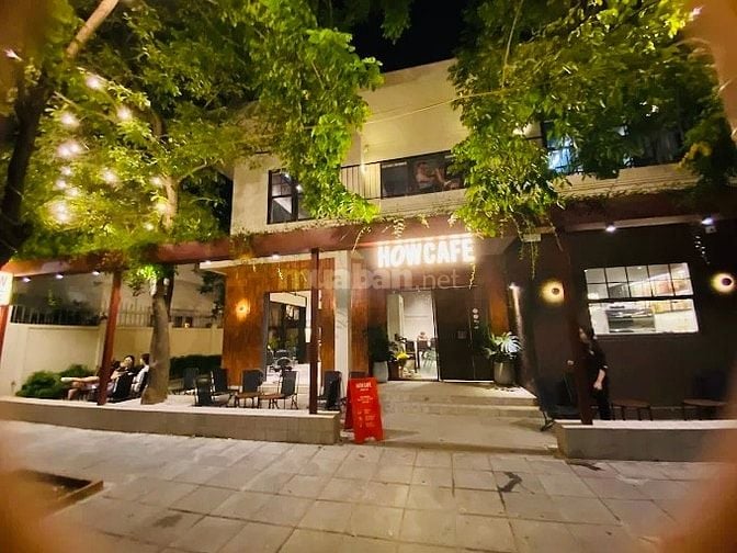 BÁN BIỆT THỰ CAO CẤP 2 TẦNG – MẶT PHỐ VÕNG THỊ – CÁCH HỒ TÂY 60M