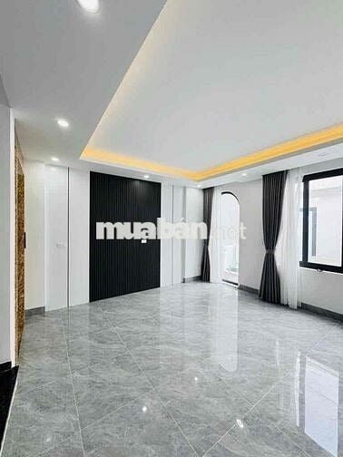Nhà mới tinh Trương Công Giai - ngõ thông,45m2x7 tầng thang máy 13.3ty