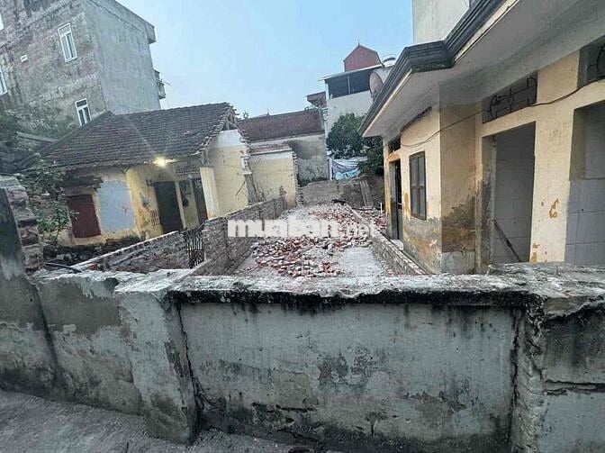 chính chủ cần bán lô đất 40m2 nở hậu tại Đại Áng_Thanh Trì nhỉnh 3 tỷ