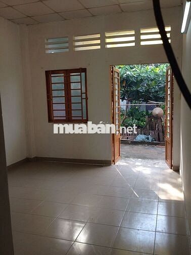 Nhà nguyên căn 32m2 gần ngã 4 Bình Phước