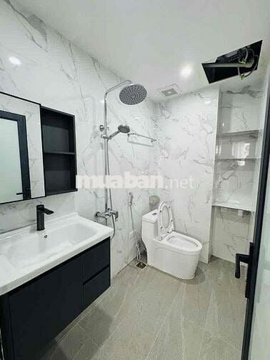 Nhà mới tinh Trương Công Giai - ngõ thông,45m2x7 tầng thang máy 13.3ty