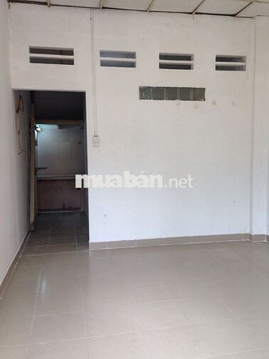 Nhà nguyên căn 32m2 gần ngã 4 Bình Phước