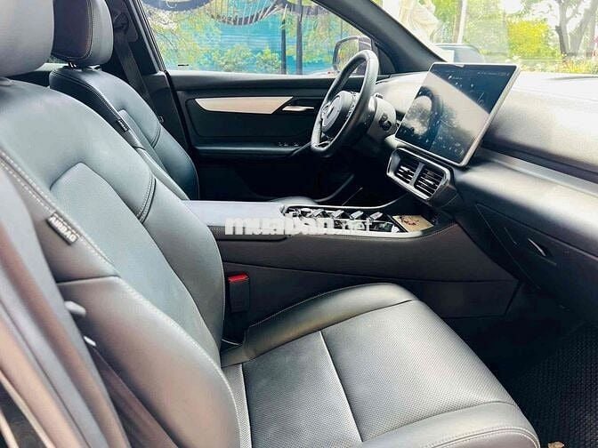 VinFast VF8 Plus 2024 CATL mua Pin