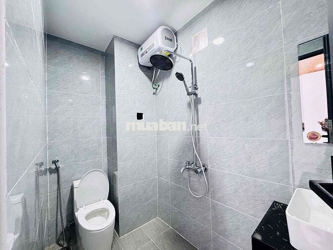 CHÍNH CHỦ BÁN NHÀ 2 TẦNG 2 Mê MỚI ĐẸP