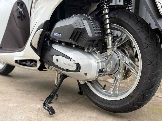 🌈 SH160ABS 2023 Trắng Đen/ Như mới