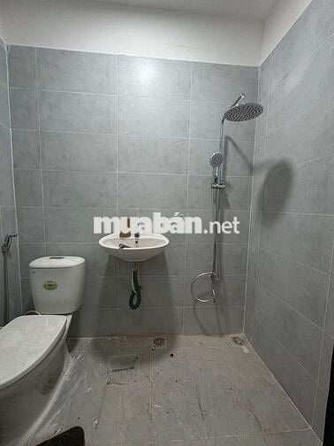 Cho thuê nguyên căn mới tinh, 3pn có WC trong, Phạm Văn Chiêu P14 GV