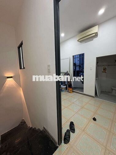 Cho thuê nguyên căn mới tinh, 3pn có WC trong, Phạm Văn Chiêu P14 GV