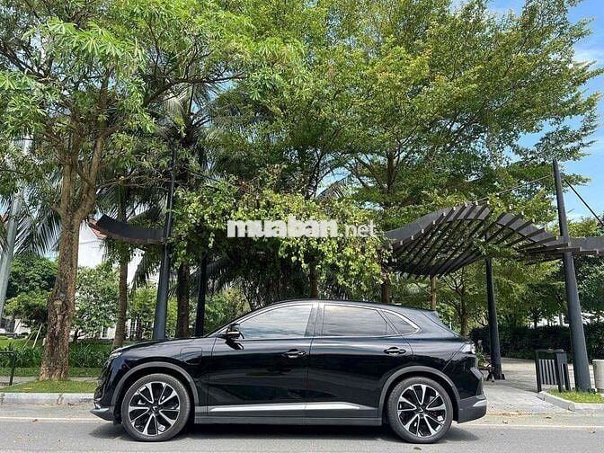 VinFast VF8 Plus 2024 CATL mua Pin